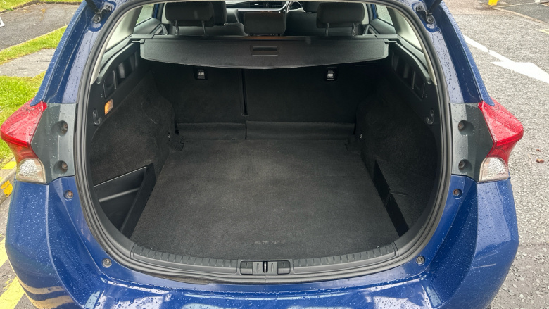 Toyota Auris 1.8 Hybrid Icon Tech TSS 5dr CVT Hybrid Estate